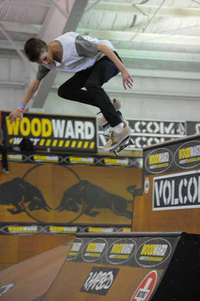 Lee Loughridge is stepping it up - back noseblunt